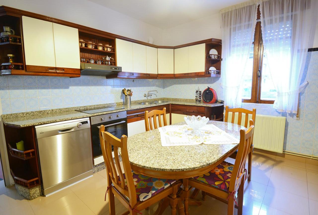 Casa Con Jardin En Vilanova De Arousa Pontevedra Exterior photo