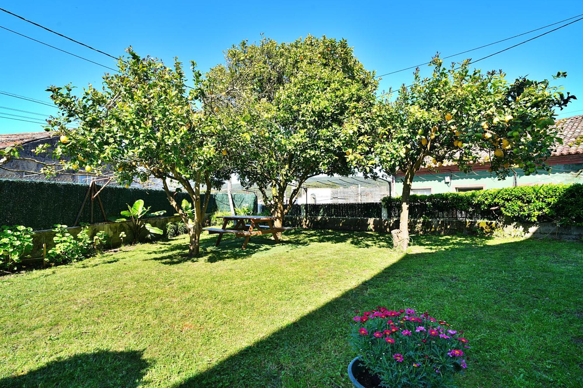 Casa Con Jardin En Vilanova De Arousa Pontevedra Exterior photo